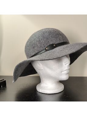D&Y Wool Wide Brim Gray Hat with Black Band
